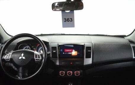 Mitsubishi Outlander III рестайлинг 3, 2010 год, 1 230 000 рублей, 10 фотография