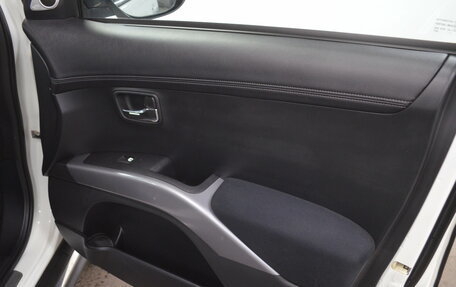 Mitsubishi Outlander III рестайлинг 3, 2010 год, 1 230 000 рублей, 17 фотография