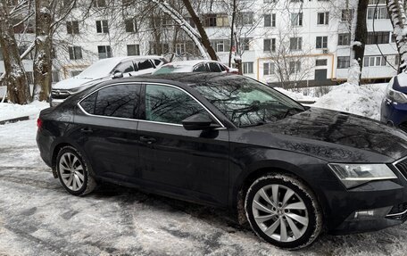 Skoda Superb III рестайлинг, 2016 год, 1 990 000 рублей, 2 фотография
