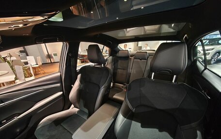 Toyota Camry, 2025 год, 4 950 000 рублей, 22 фотография