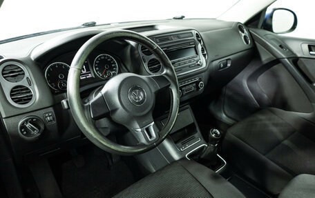 Volkswagen Tiguan I, 2013 год, 949 898 рублей, 11 фотография