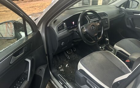 Volkswagen Tiguan II, 2019 год, 2 899 000 рублей, 7 фотография