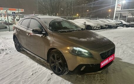 Volvo V40 Cross Country I, 2013 год, 1 435 000 рублей, 2 фотография