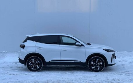 Chery Tiggo 4 I рестайлинг, 2024 год, 1 930 000 рублей, 4 фотография