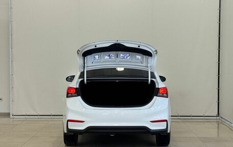 Hyundai Solaris II рестайлинг, 2018 год, 1 327 000 рублей, 9 фотография