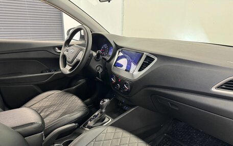 Hyundai Solaris II рестайлинг, 2018 год, 1 327 000 рублей, 13 фотография