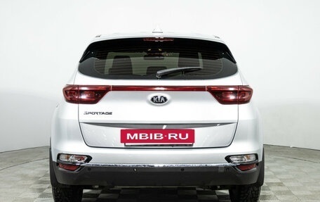 KIA Sportage IV рестайлинг, 2018 год, 2 079 700 рублей, 6 фотография