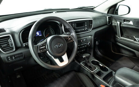 KIA Sportage IV рестайлинг, 2018 год, 2 079 700 рублей, 11 фотография