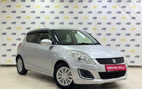 Suzuki Swift IV, 2015 год, 982 000 рублей, 1 фотография
