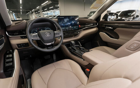 Toyota Highlander, 2025 год, 6 100 000 рублей, 7 фотография