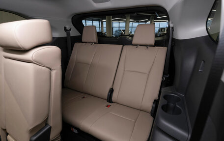 Toyota Highlander, 2025 год, 6 100 000 рублей, 15 фотография