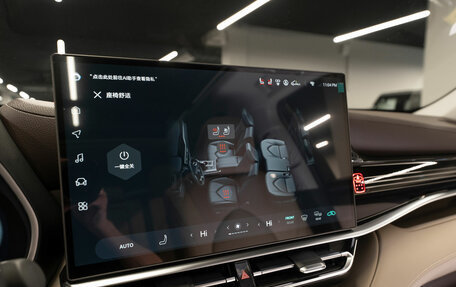 Toyota Highlander, 2025 год, 6 100 000 рублей, 25 фотография