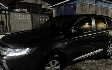 Mitsubishi Outlander III рестайлинг 3, 2020 год, 2 288 673 рублей, 7 фотография