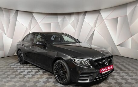 Mercedes-Benz E-Класс, 2019 год, 3 095 000 рублей, 3 фотография