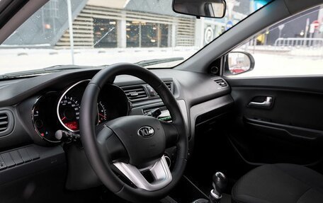KIA Rio III рестайлинг, 2013 год, 688 000 рублей, 5 фотография