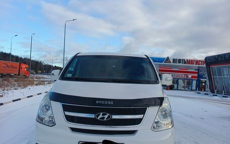 Hyundai H-1 II рестайлинг, 2017 год, 1 750 000 рублей, 1 фотография