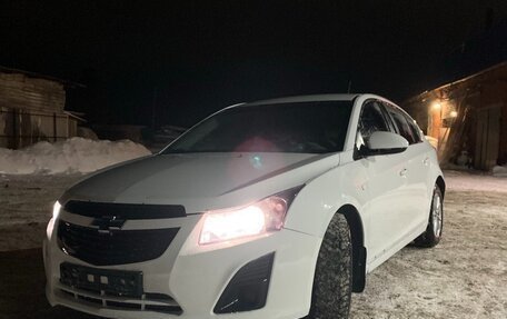 Chevrolet Cruze II, 2013 год, 535 000 рублей, 2 фотография