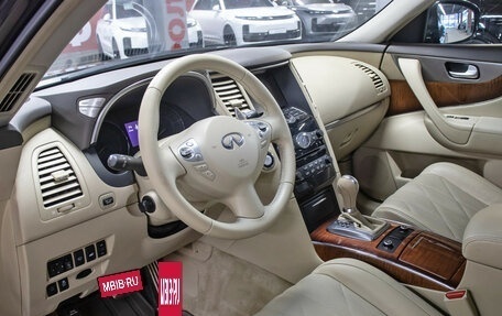 Infiniti QX70, 2015 год, 1 998 000 рублей, 16 фотография