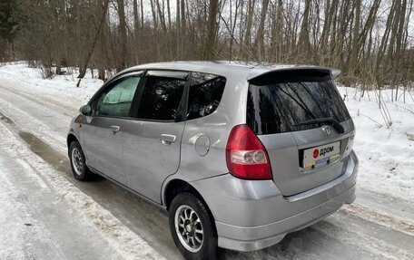 Honda Fit III, 2002 год, 317 000 рублей, 13 фотография