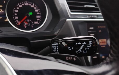 Volkswagen Tiguan II, 2018 год, 2 115 000 рублей, 24 фотография