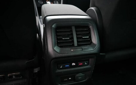 Volkswagen Tiguan II, 2018 год, 2 115 000 рублей, 30 фотография