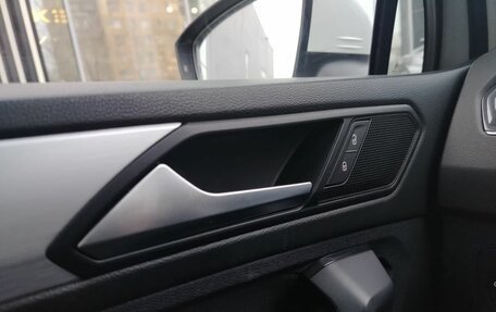 Volkswagen Tiguan II, 2018 год, 2 115 000 рублей, 31 фотография