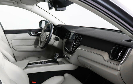 Volvo XC60 II, 2018 год, 4 099 000 рублей, 10 фотография