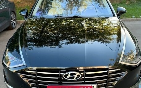 Hyundai Sonata VIII, 2020 год, 2 700 000 рублей, 2 фотография