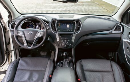 Hyundai Santa Fe III рестайлинг, 2015 год, 1 565 000 рублей, 16 фотография