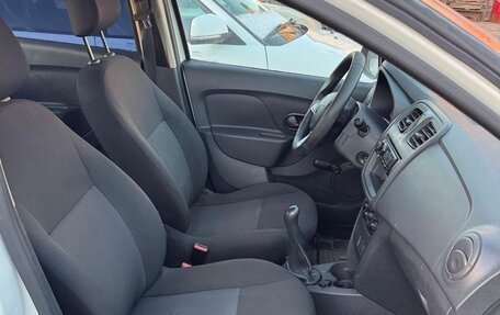 Renault Logan II, 2020 год, 732 000 рублей, 5 фотография