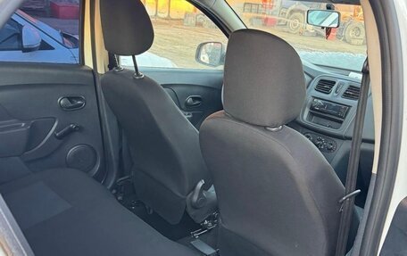 Renault Logan II, 2020 год, 732 000 рублей, 9 фотография