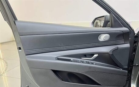 Hyundai Elantra, 2023 год, 1 900 069 рублей, 23 фотография