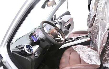 Chevrolet Monza, 2025 год, 1 700 000 рублей, 7 фотография