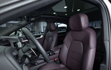 Porsche Cayenne III, 2025 год, 18 990 000 рублей, 11 фотография