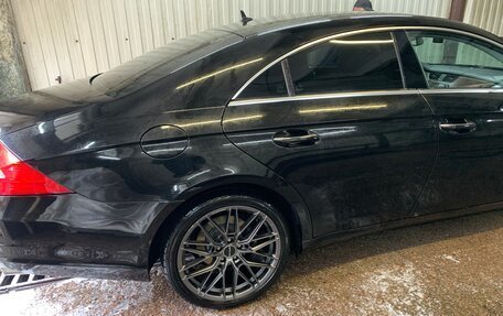 Mercedes-Benz CLS, 2009 год, 1 999 000 рублей, 6 фотография