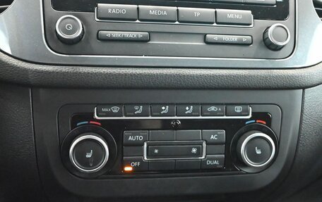 Volkswagen Tiguan I, 2011 год, 1 330 000 рублей, 18 фотография