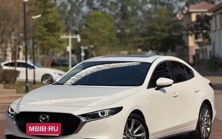 Mazda 3, 2023 год, 1 970 000 рублей, 3 фотография