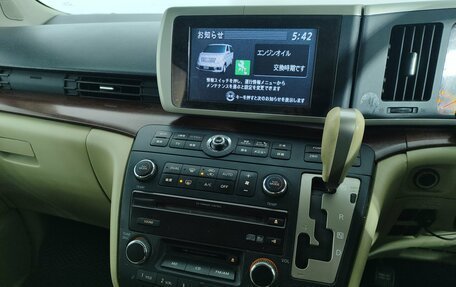 Nissan Elgrand III, 2005 год, 897 000 рублей, 13 фотография