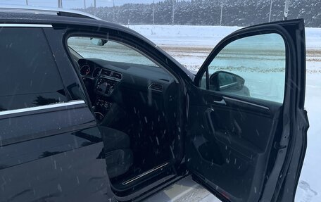 Volkswagen Tiguan II, 2019 год, 2 690 000 рублей, 12 фотография