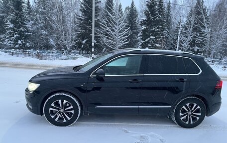 Volkswagen Tiguan II, 2019 год, 2 690 000 рублей, 8 фотография