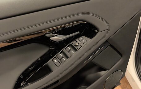 Land Rover Range Rover Evoque II, 2025 год, 6 540 000 рублей, 8 фотография