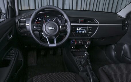 KIA Rio IV, 2019 год, 1 495 000 рублей, 6 фотография