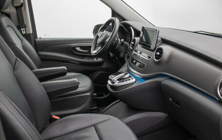 Mercedes-Benz V-Класс, 2016 год, 4 790 000 рублей, 7 фотография