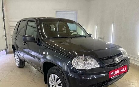 Chevrolet Niva I рестайлинг, 2018 год, 877 000 рублей, 2 фотография