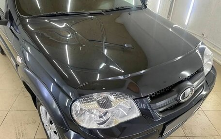 Chevrolet Niva I рестайлинг, 2018 год, 877 000 рублей, 17 фотография