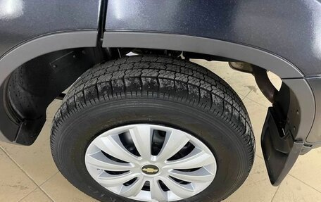 Chevrolet Niva I рестайлинг, 2018 год, 877 000 рублей, 15 фотография