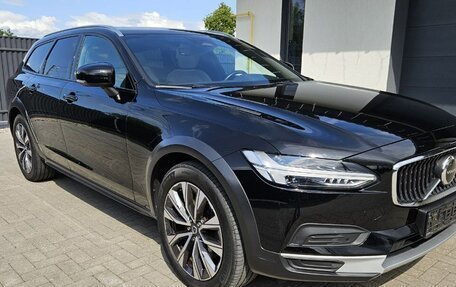 Volvo V90 Cross Country I рестайлинг, 2022 год, 4 100 000 рублей, 6 фотография