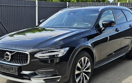 Volvo V90 Cross Country I рестайлинг, 2022 год, 4 100 000 рублей, 3 фотография