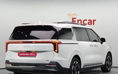 KIA Carnival, 2024 год, 4 760 000 рублей, 3 фотография