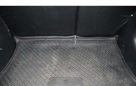 KIA Rio III рестайлинг, 2015 год, 964 000 рублей, 17 фотография